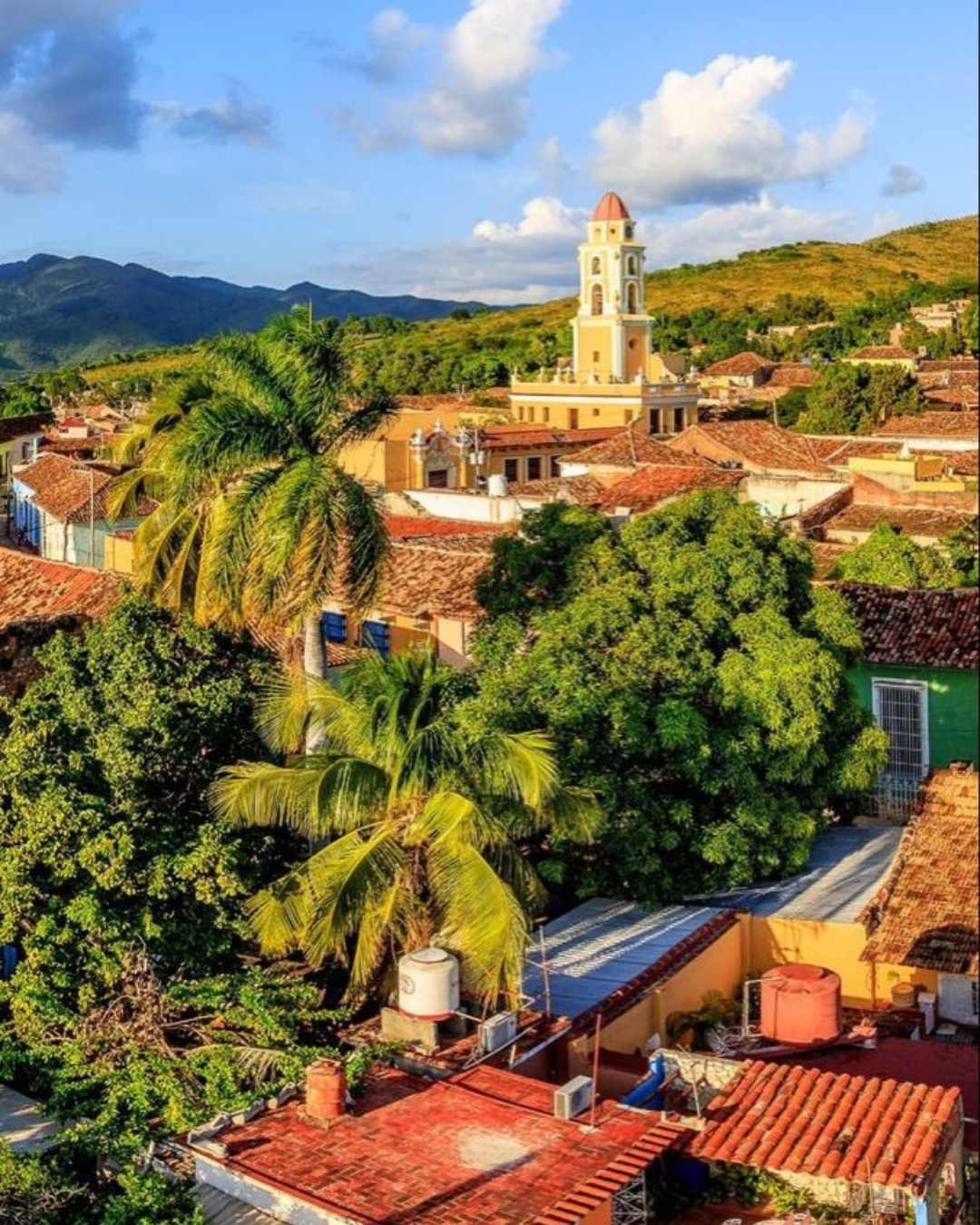 Cuba Money & Internet Guide 2026: Cash, WiFi, SIM Cards & Exchange Rates