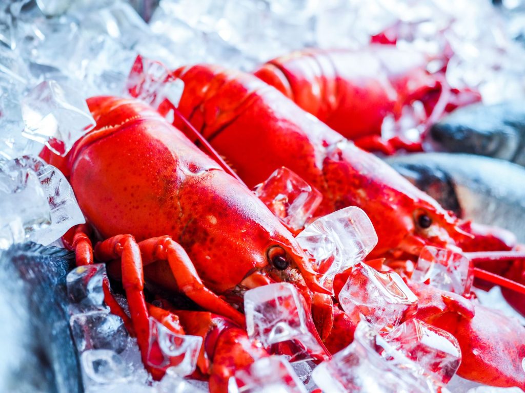 Singapore food guide: cooked crabs served whole